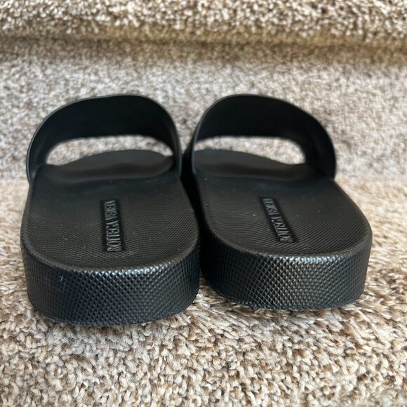 Bottega Veneta Men\'s Black Quilted Rubber Slides main image 6